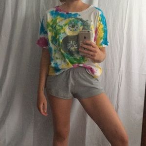 COOL Sunflower ying yang tee!